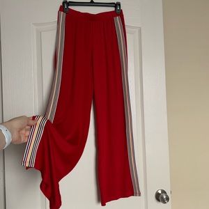 Red stretchy side stripe pants New with tag